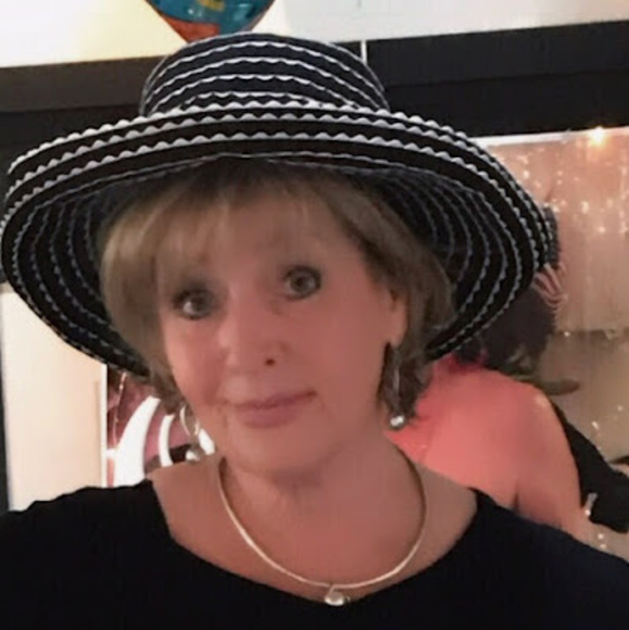 Meet your Posher, Judith - Picture 1 of 1